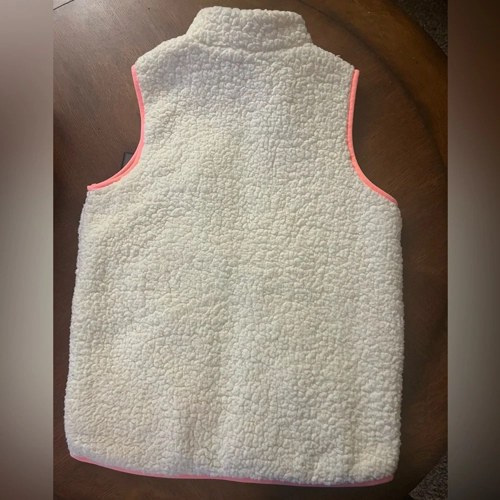 Cat‎ & Jack White and Pink Fleece Vest